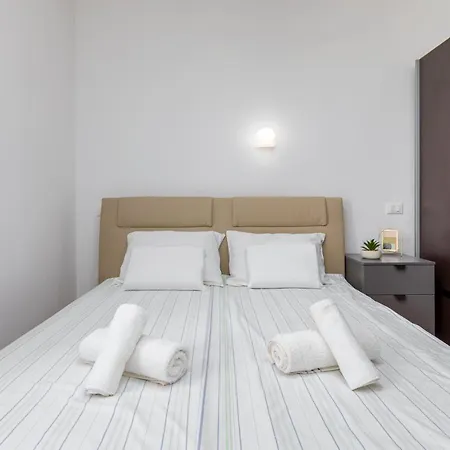 Augusto - Sea View Apartment