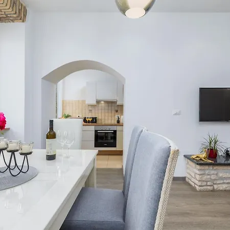 Augusto - Sea View Апартаменты