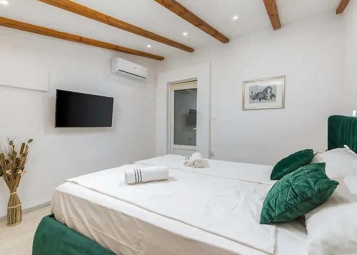 Augusto - Sea View * Pula