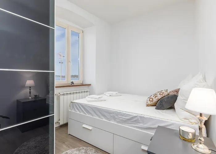 Lägenhet Augusto - Sea View Pula